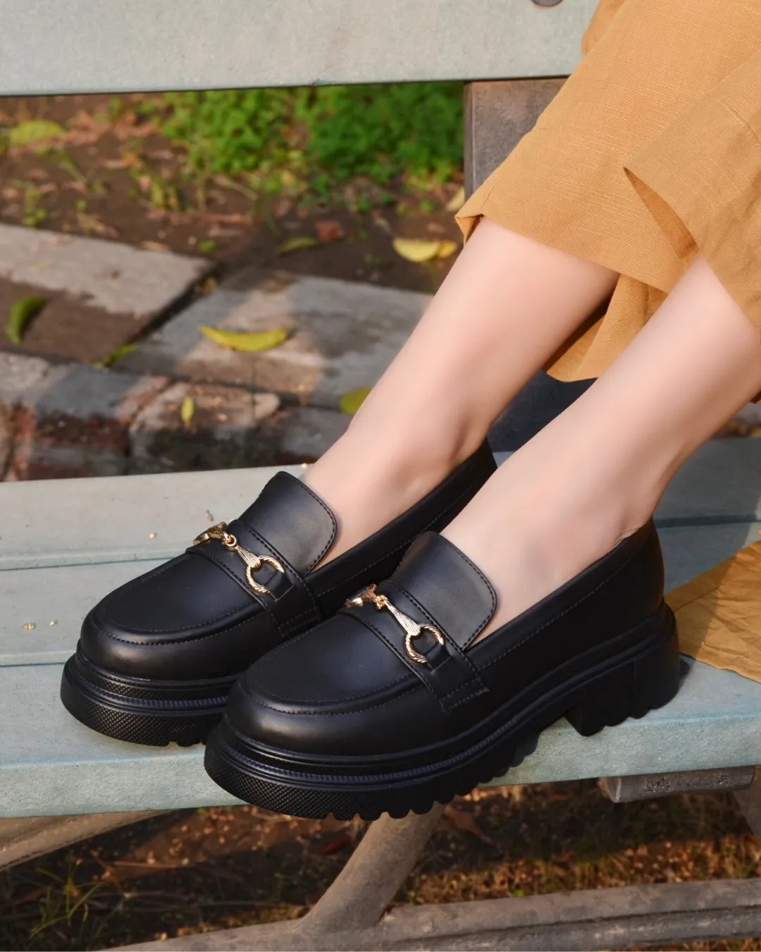 Chunky Loafers - Black