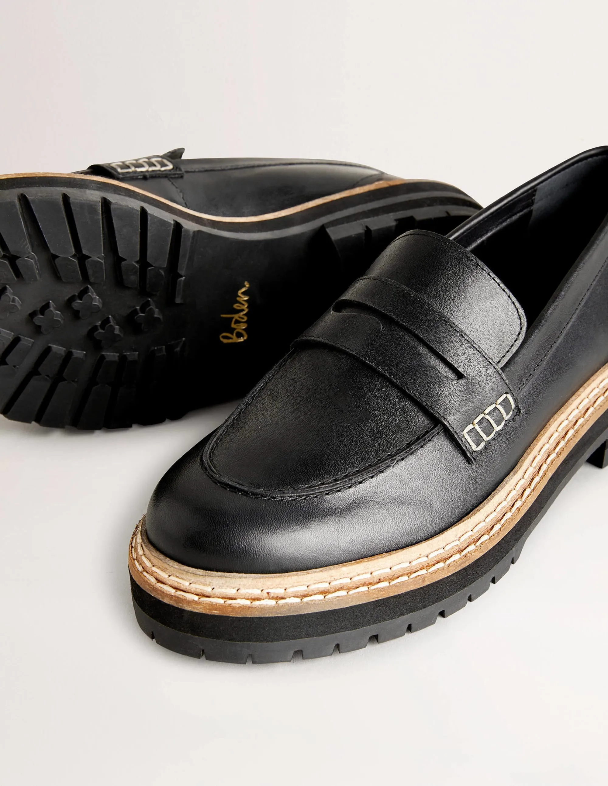 Chunky Loafers-Black