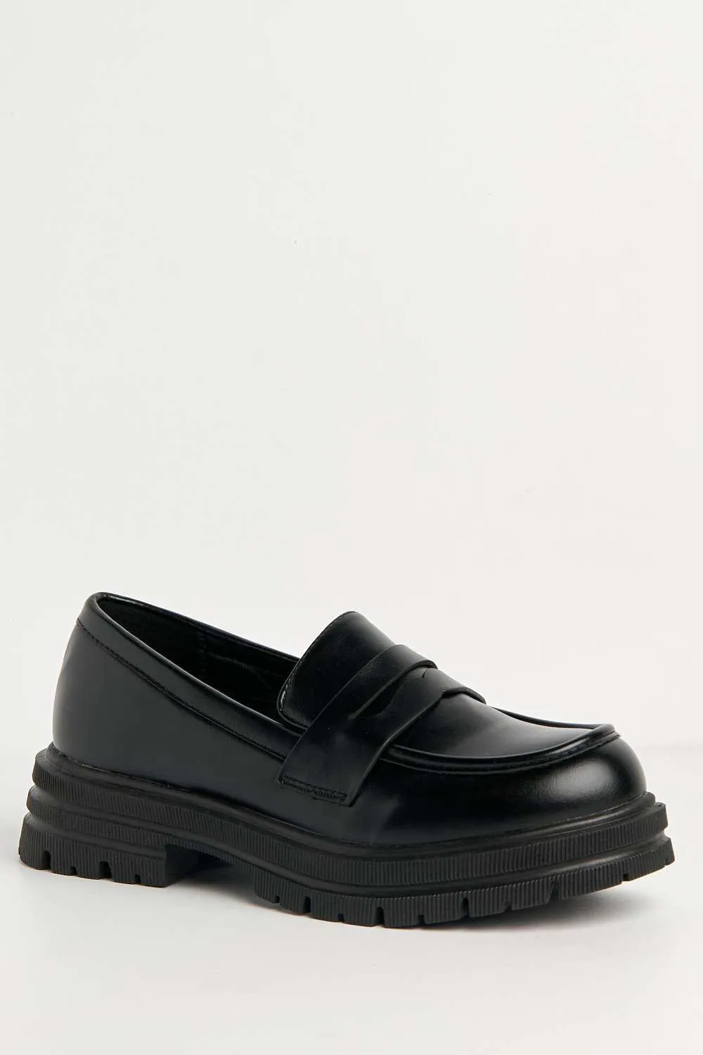 Hexo Chunky Sole Slip-On Loafers in Black Matt