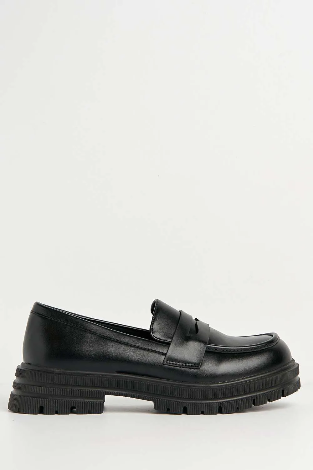 Hexo Chunky Sole Slip-On Loafers in Black Matt