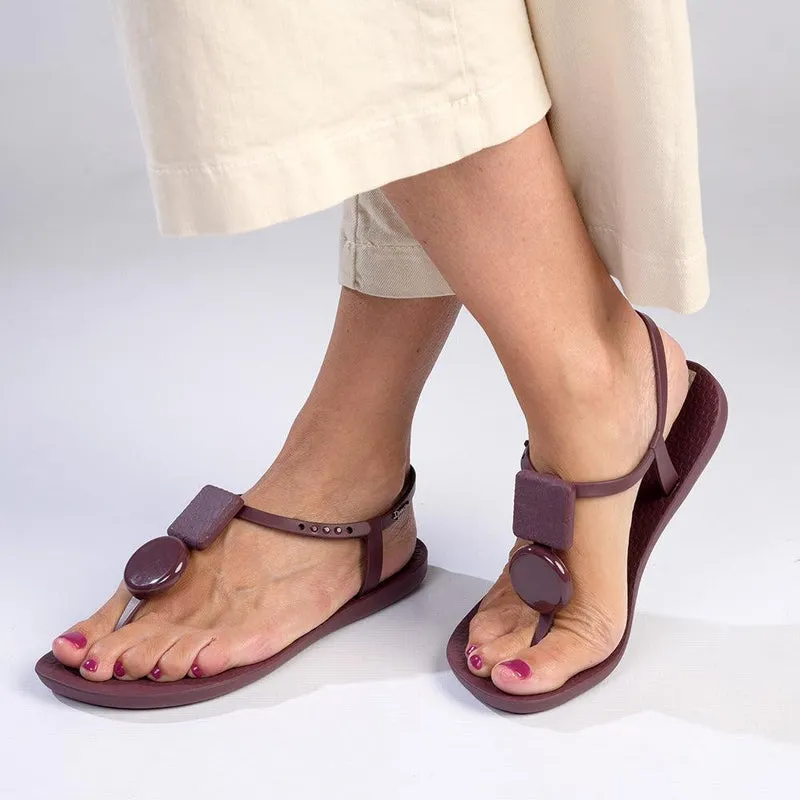 Ipanema Glam Thong Sandals - Burgundy