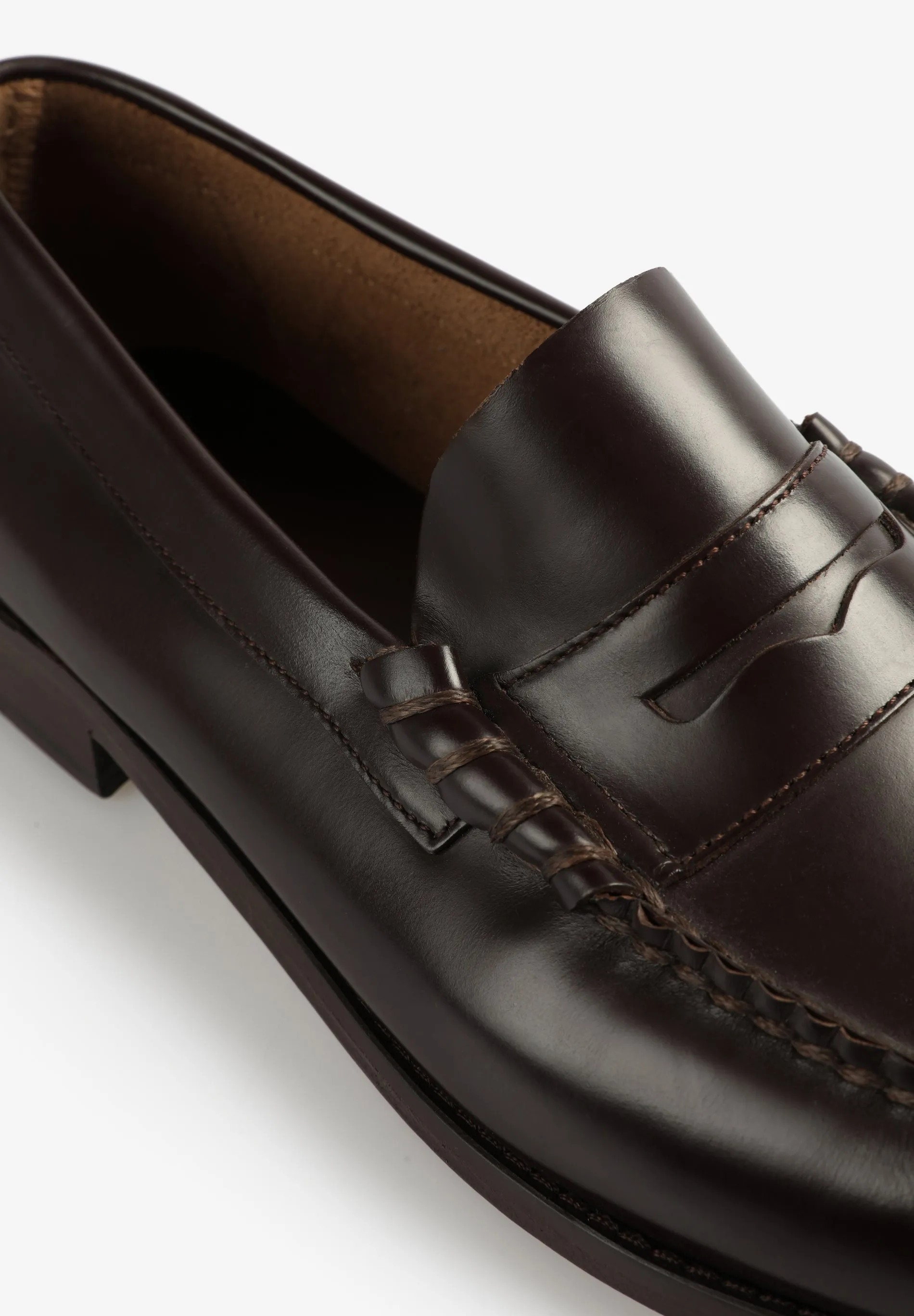 LEATHER LOAFERS